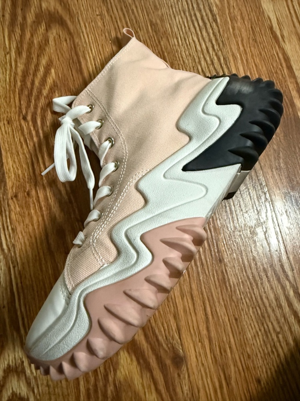 Women’s Platform Sneakers Size 10